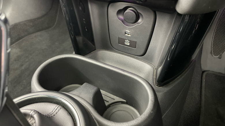 MINI Hatchback 135kW Cooper S Level 3 33kWh 3dr Auto Electric Hatchback